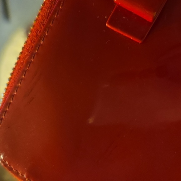 Miu Miu Patent Leather Red Bow Wallet Gold Hardware - Picture 8 of 8